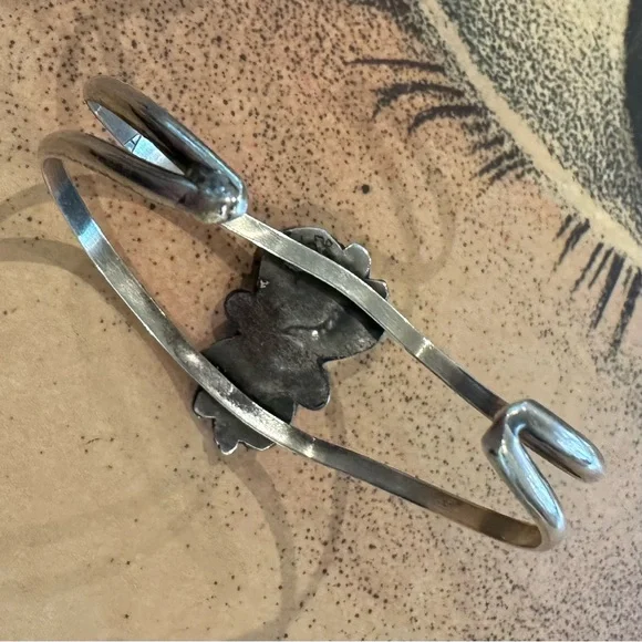 Vintage Signed Tony Aguilar Jr. Sterling Silver Turquoise & Coral Cuff Bracelet - Picture 5 of 5